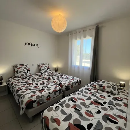 Prázdninový dům Neuf, A 12mn Du Futuroscope, 9 Personnes-le Coquelicot